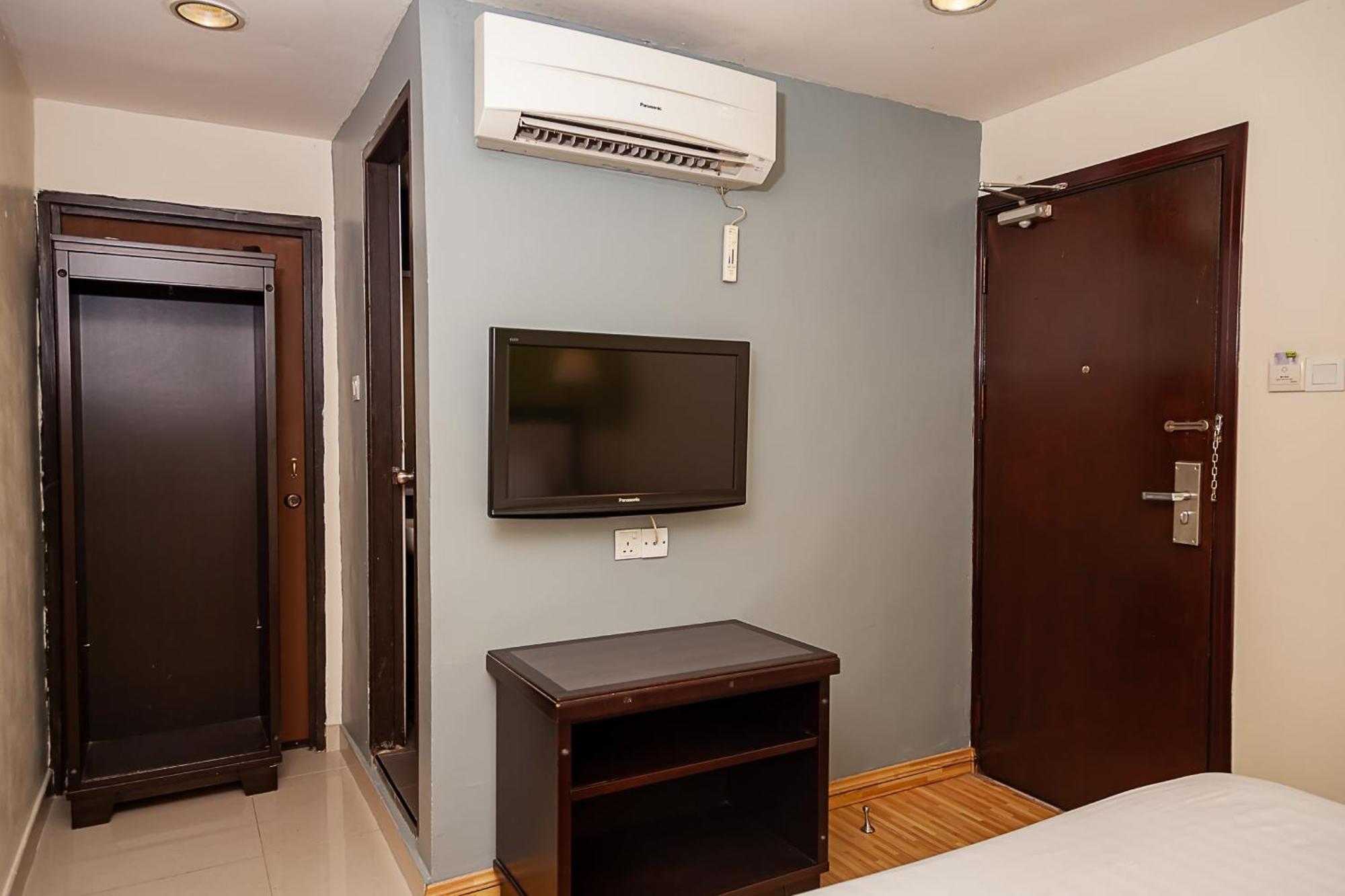 Super Oyo 90055 Mansion Inn Sibu Extérieur photo
