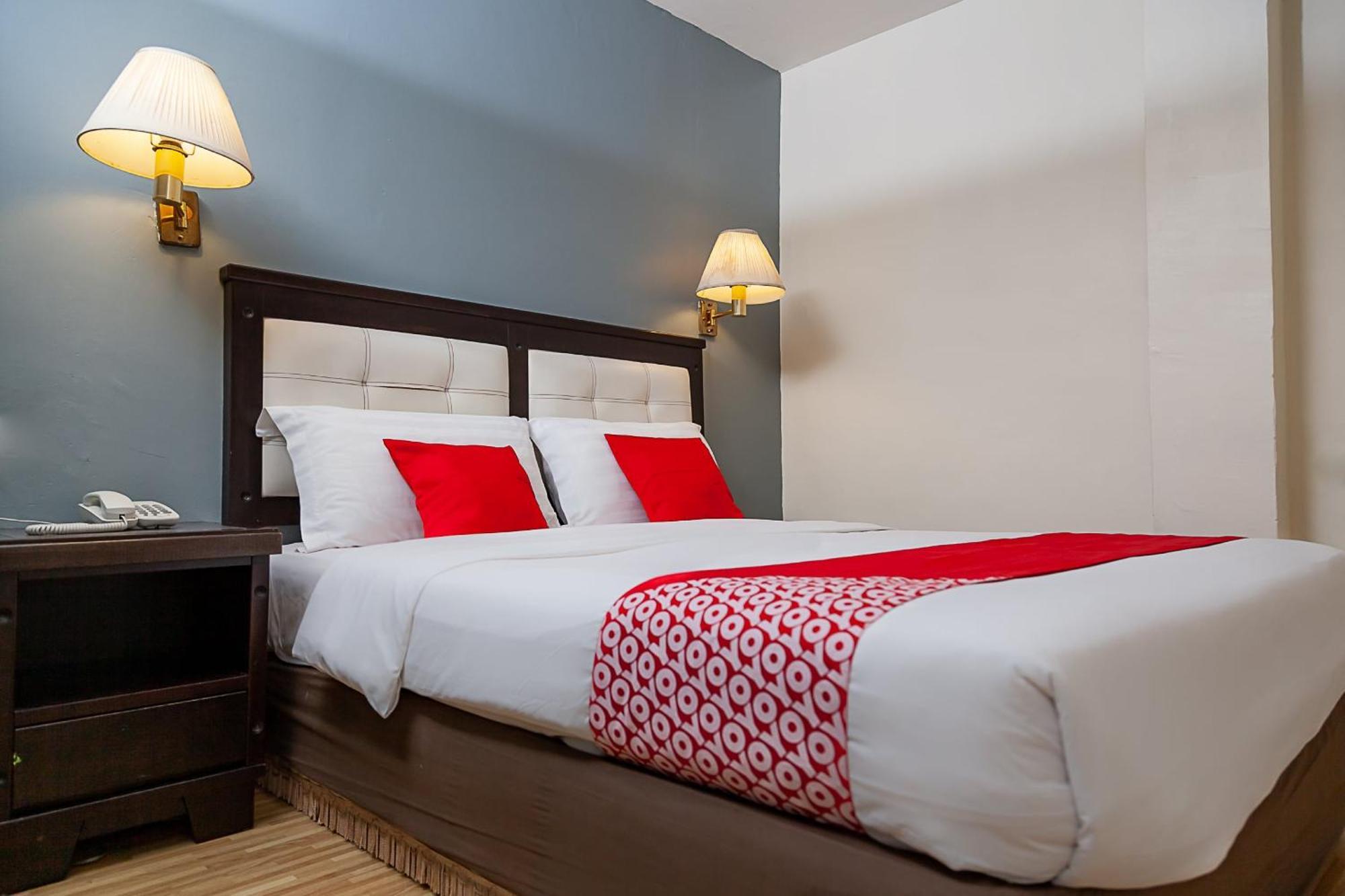Super Oyo 90055 Mansion Inn Sibu Extérieur photo