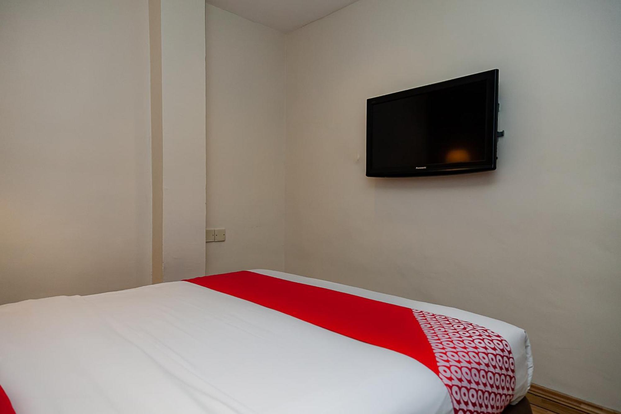 Super Oyo 90055 Mansion Inn Sibu Extérieur photo
