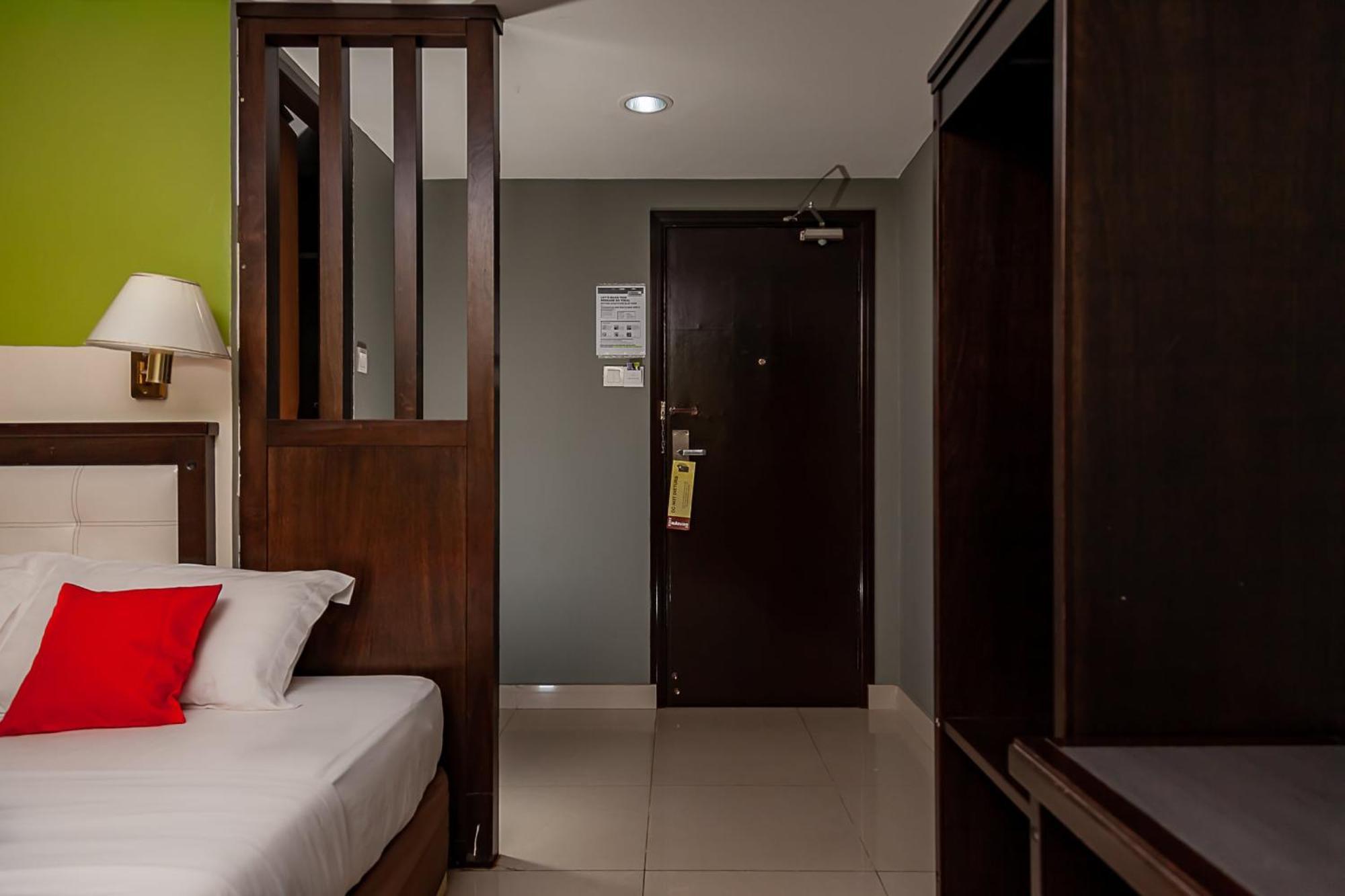 Super Oyo 90055 Mansion Inn Sibu Extérieur photo