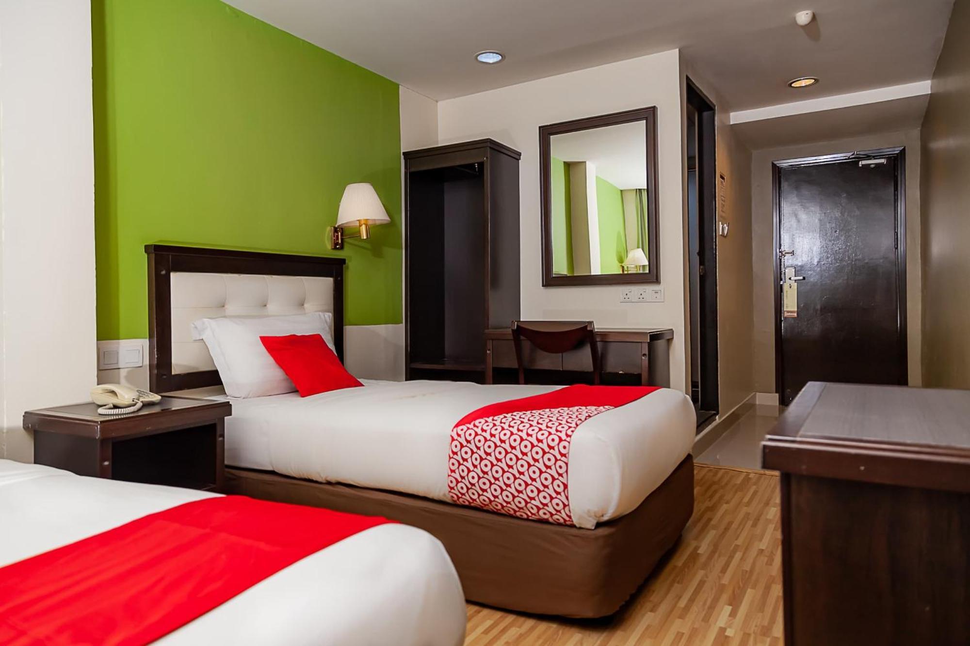 Super Oyo 90055 Mansion Inn Sibu Extérieur photo