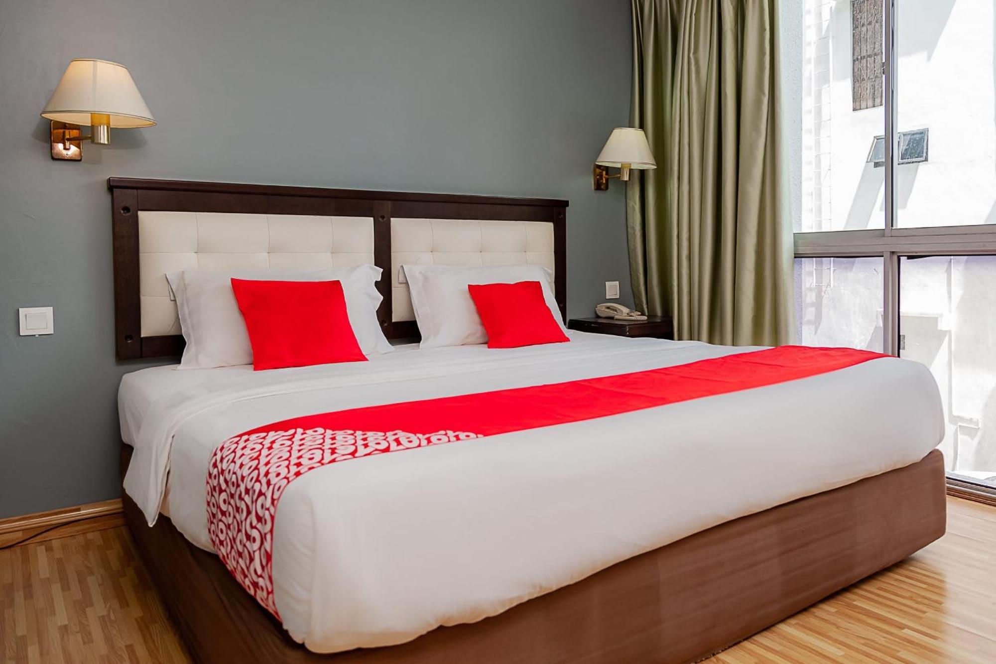 Super Oyo 90055 Mansion Inn Sibu Extérieur photo