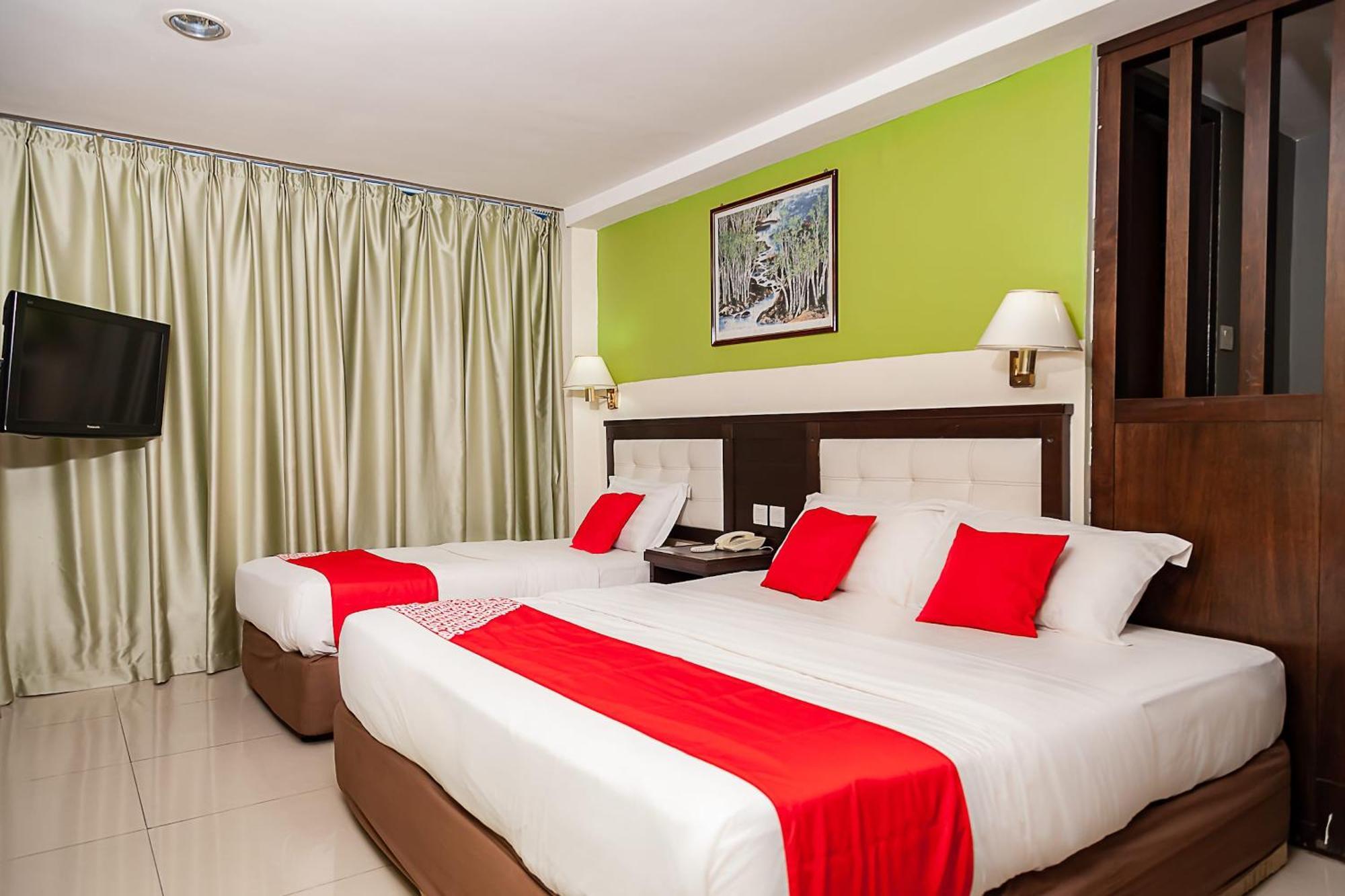 Super Oyo 90055 Mansion Inn Sibu Extérieur photo